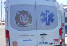 Unidad médica auxilia a persona lesionada tras haber sido atropellada