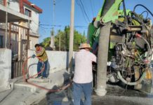 Realizó COMAPA limpieza de descargas sanitarias en varios sectores