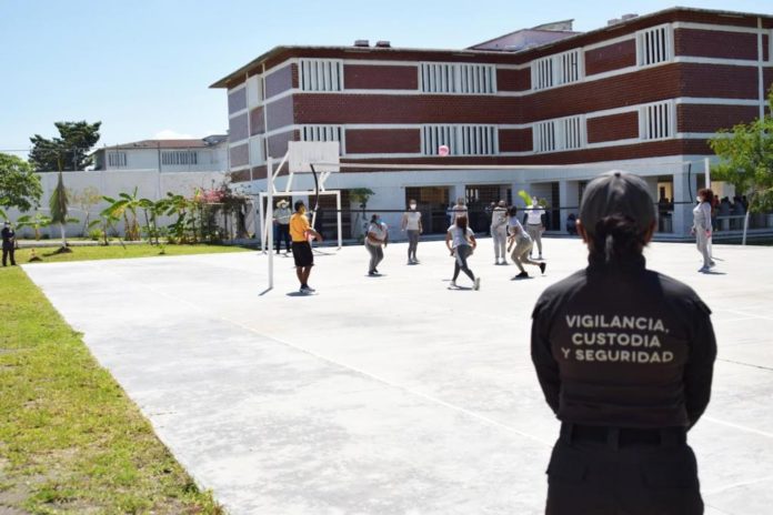 f7560714-8b05-4765-95e7-4c9e954731b1