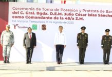 Asiste gobernador Américo Villarreal a la toma de posesión del comandante de la 48/a Zona Militar