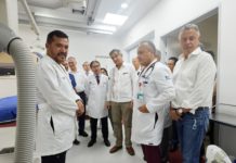 Entrega Américo equipo médico a 19 hospitales y 12 jurisdicciones sanitarias