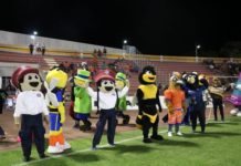 Personajes oficiales de la SSPT conviven con la ciudadanía en carrera de botargas