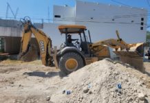 Inició COMAPA rehabilitación de drenaje sanitario en la Revolución Obrera