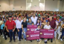 Entregó Carlos Peña Ortiz 2,200 tarjetas de Becas Municipales en Reynosa
