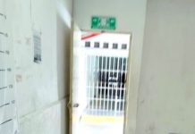 Arrestan a par de escandalosos por alterar el orden y molestar a las personas