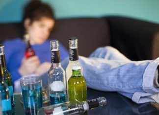 Niños inician consumo de alcohol desde los 12 años