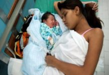 Madres adolescentes requieren mayor apoyo