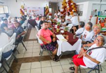Conviven abuelitos y familias en Estancia del Cuidado Diario del Adulto Mayor