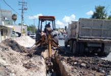 Inició COMAPA rehabilitación de drenaje sanitario en Las Cumbres