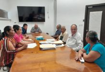 Platica Gerente de COMAPA con vecinos de la Ramón Pérez