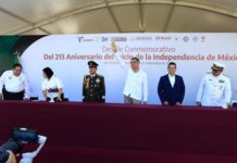Gobernador preside desfile conmemorativo del 213 aniversario de la independencia