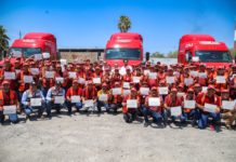 Entrega Alcalde Carlos Peña Ortiz Constancias a Operadores de Quinta Rueda