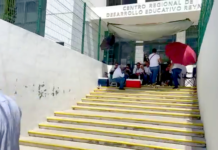 Amenazan maestros de Tamaulipas mega protesta en Palacio de Gobierno estatal