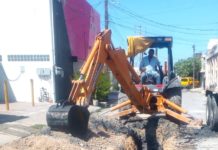 Arrancan Gobierno Municipal y COMAPA rehabilitación de drenaje sanitario en Los Doctores
