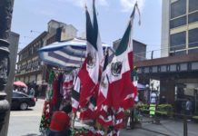 Paro laboral de docentes impacta ventas de comerciantes de artículos patrios