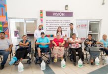 Entrega DIF Reynosa sillas de ruedas