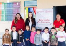 Entregan Becas Municipales “Iniciando la Esperanza” y “Compromiso Joven”