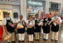 DIF Reynosa apoya a abuelitos empacadores