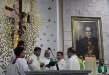 Ex párroco de la catedral toma posesión de su nueva iglesia