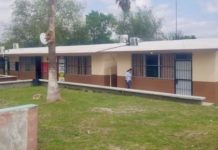 Pintan escuela de poblado San Francisco