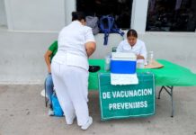 Personal de la UMF 33 aplica vacunas y detecciones de diabetes e hipertensión arterial