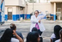 DIF Reynosa lleva brigada rosa a CEDES