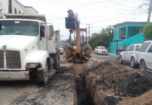 Rehabilita COMAPA drenaje sanitario en la colonia Narciso Mendoza