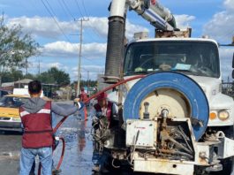 Exhorta COMAPA a no arrojar basura a la vía pública para prevenir fugas de agua residual