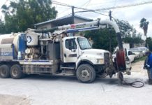 Soluciona COMAPA fuga de agua residual en la colonia Tamaulipas
