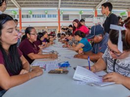 Entregan estímulos económicos a estudiantes del CONALEP de Matamoros
