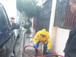 Desazolva COMAPA drenaje sanitario en colonia Hidalgo