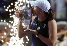 Iga Swiatek barre a Jessica Pegula y regresa al número uno del mundo
