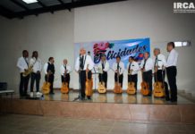 resenta la Rondalla del IRCA repertorio de Día de Muertos