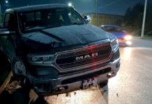 Accidente vial deja solo daños en Libramiento Oriente