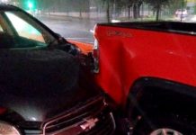 Accidente vial deja un lesionado y daños en boulevard Hidalgo