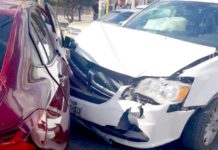 Accidentes dejan lesionados no de gravedad, y daños materiales