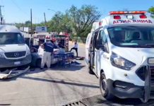 Aparatoso accidente vial deja lesionados y cuantiosos daños en libramiento a Monterrey