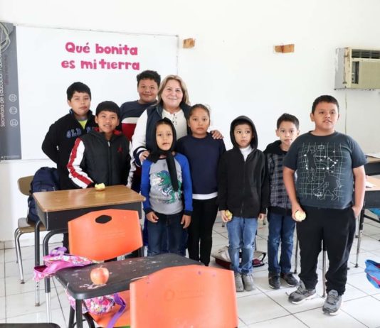 Llevan consultas médicas a la escuela primaria Amado Nervo