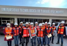 Universitarios visitan empresa Industrias Custom Engineered