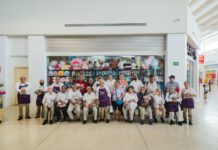 DIF Reynosa entrega canasta básica a abuelitos empacadores