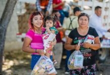 Recibió Gobierno de Reynosa a familias de Villas del Roble en Audiencia