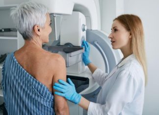 La píldora que ofrecerán a miles de mujeres en Reino Unido para prevenir el cáncer de mama