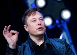 Elon Musk gana contratos con la CFE y dará Internet satelital para todo el país