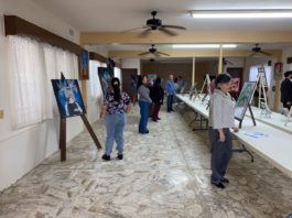 Montan exposición de sus obras pictóricas