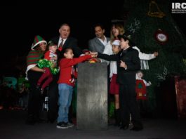 Participan agrupaciones artísticas IRCA en encendido del pino