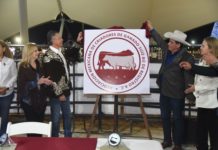 Inaugura Chucho Nader Expo Nacional Ganadera Suiz-Bú en la Gran Velaria de Tampico