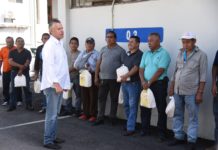 Apoya Chucho Nader a Adultos Mayores y Boleros