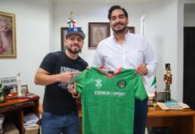 Felicitó Alcalde Carlos Peña Ortíz al futbolista reynosense Carlos “Poper” Hernández