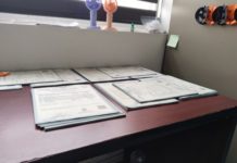 Llaman a usuarios a que acudan a la Primera Oficialía del Registro Civil por su acta de nacimiento corregida, faltan de entregar 500