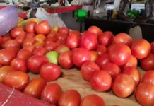 Precio del tomate y la cebolla por las nubes